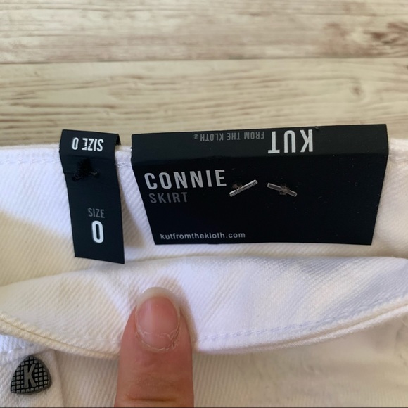 Kut From the Kloth Connie White Step Hem Skirt - Picture 6 of 11